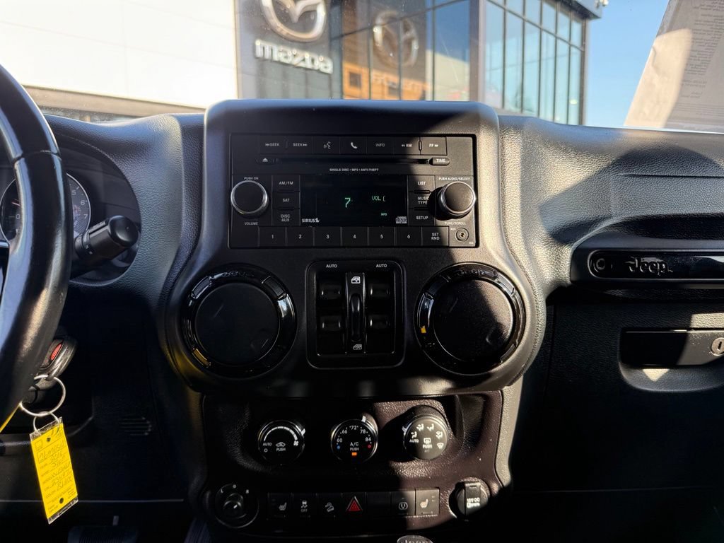 Used 2016 Jeep Wrangler Unlimited Sahara AWD/4WD image 24