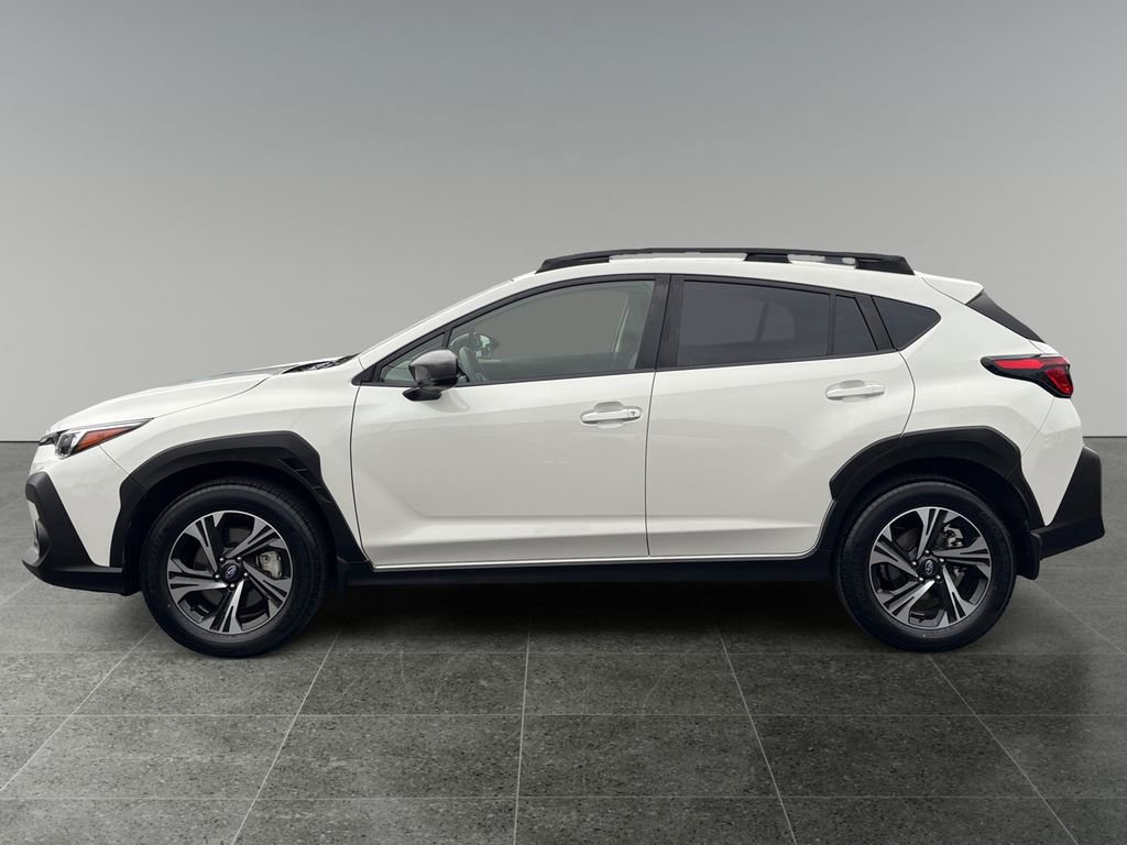 Used 2024 Subaru Crosstrek 2.0i Premium image 4