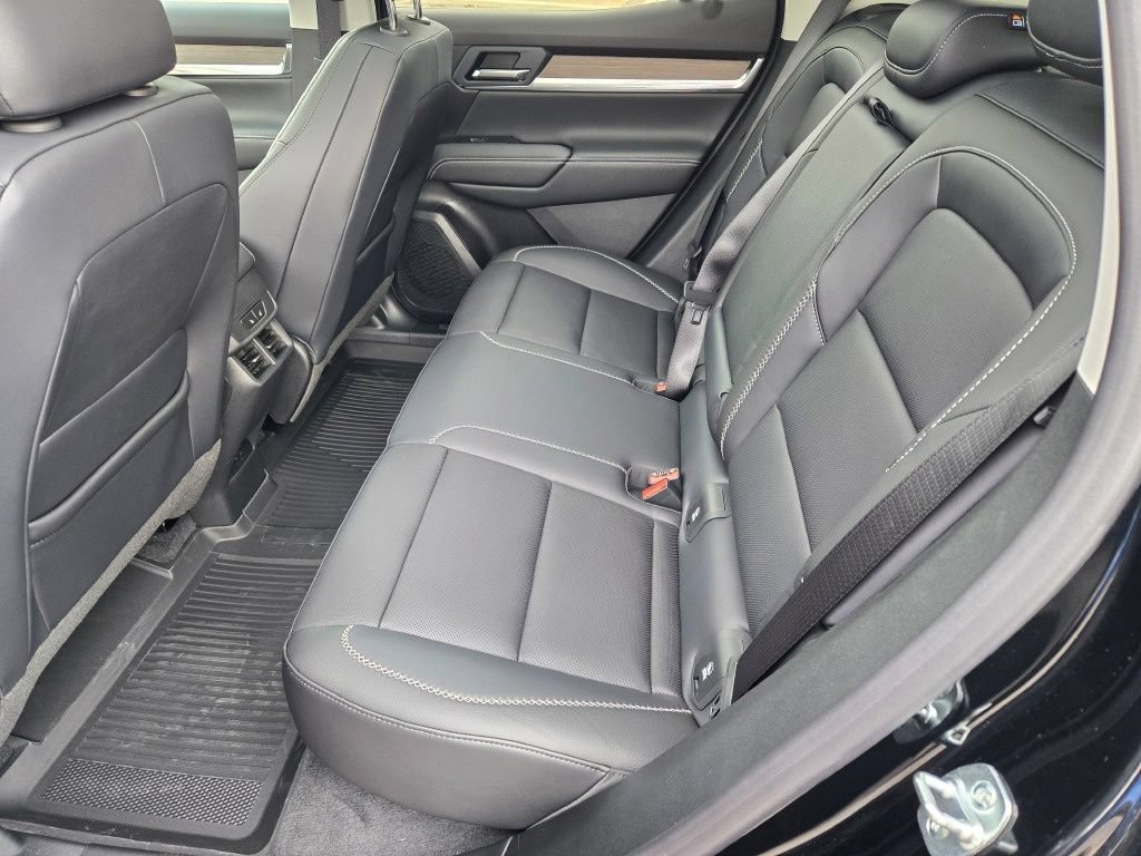 New 2027 GMC Terrain Denali w/ LPO, Floor Liner Package AWD/4WD image 30