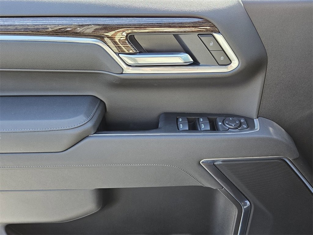 New 2026 GMC Sierra 1500 SLE image 30