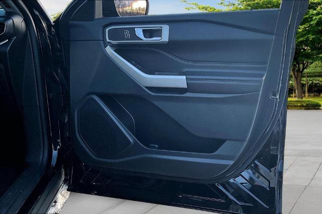Certified 2023 Ford Explorer XLT w/ Equipment Group 202A image 23