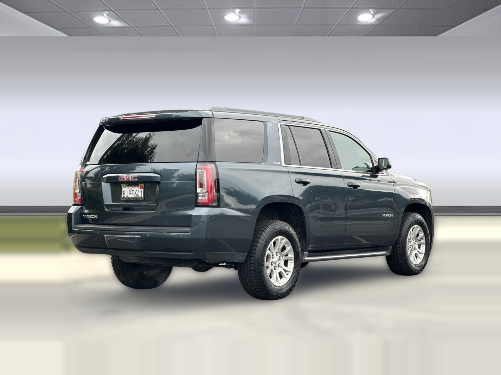 Used 2019 GMC Yukon SLE w/ Convenience Package image 8