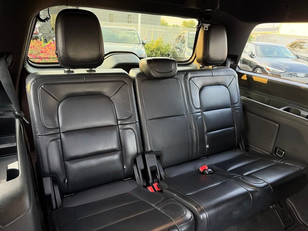 Used 2021 Lincoln Navigator Reserve AWD/4WD image 18