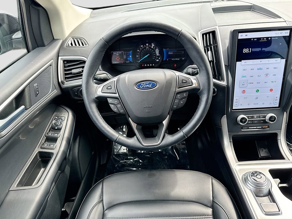 Certified 2023 Ford Edge SEL w/ Convenience Package AWD/4WD image 18
