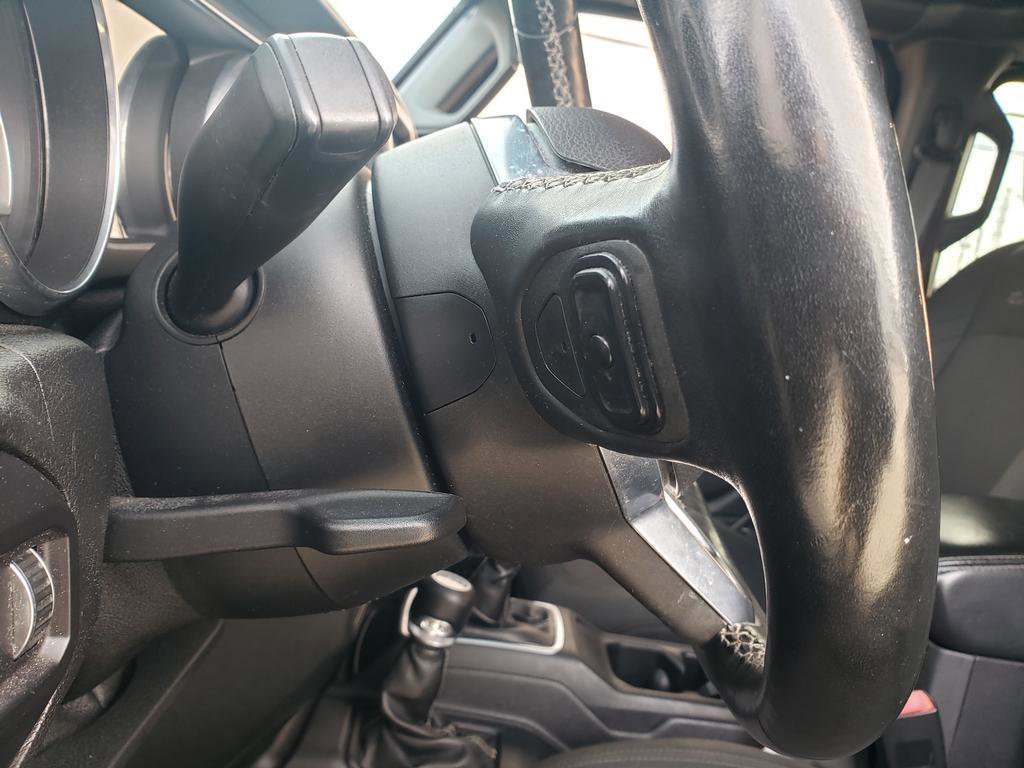 Used 2018 Jeep Wrangler Unlimited Sahara image 30