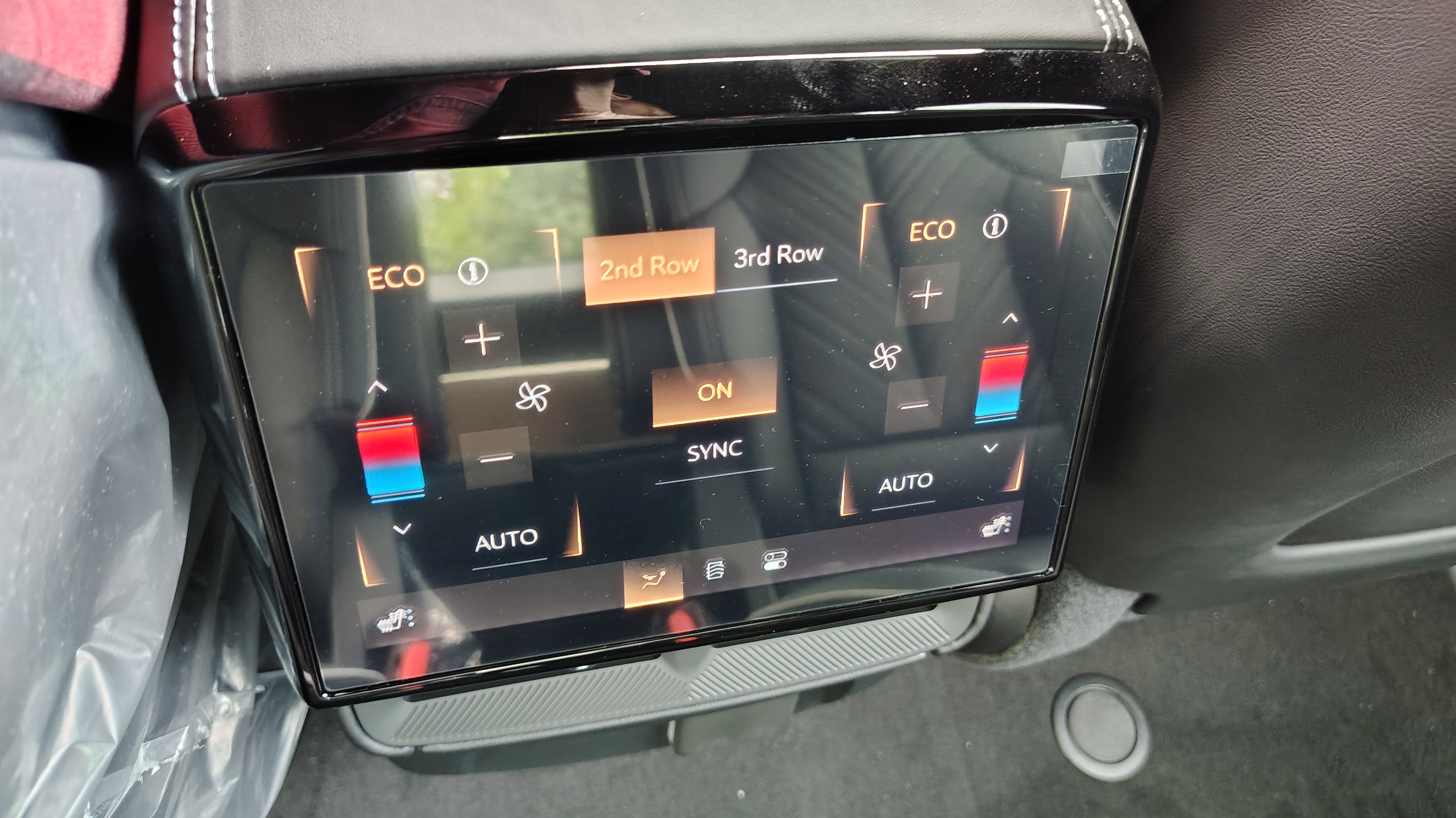 New 2026 Cadillac Vistiq Platinum w/ LPO, Floor Liner Package image 29