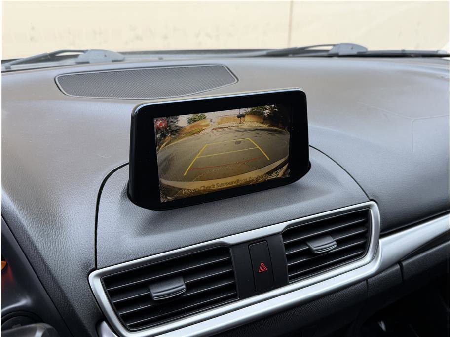 Used 2017 MAZDA MAZDA3 Sport image 15