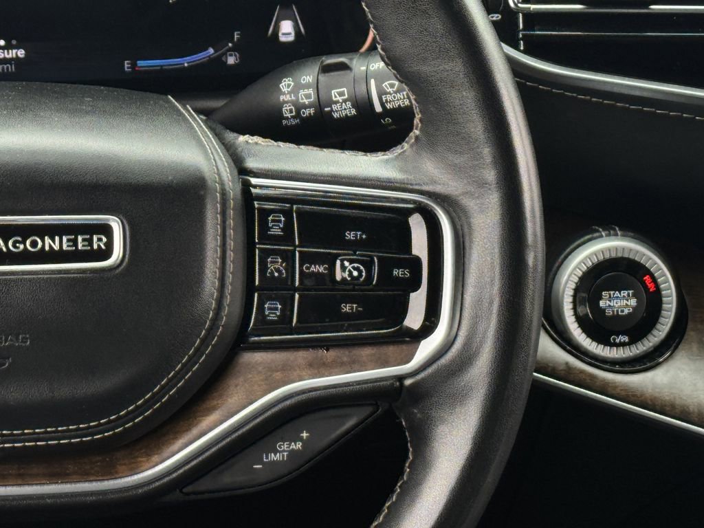 Used 2023 Jeep Grand Wagoneer Series II AWD/4WD image 16