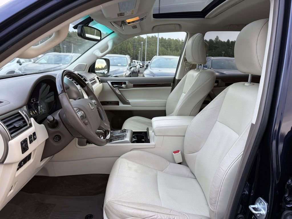Used 2019 Lexus GX 460 Premium image 13