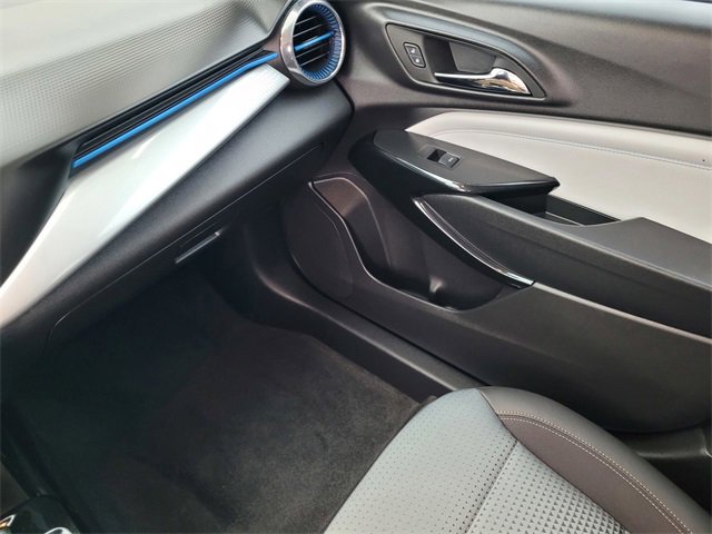 Used 2026 Chevrolet Trax LT image 12