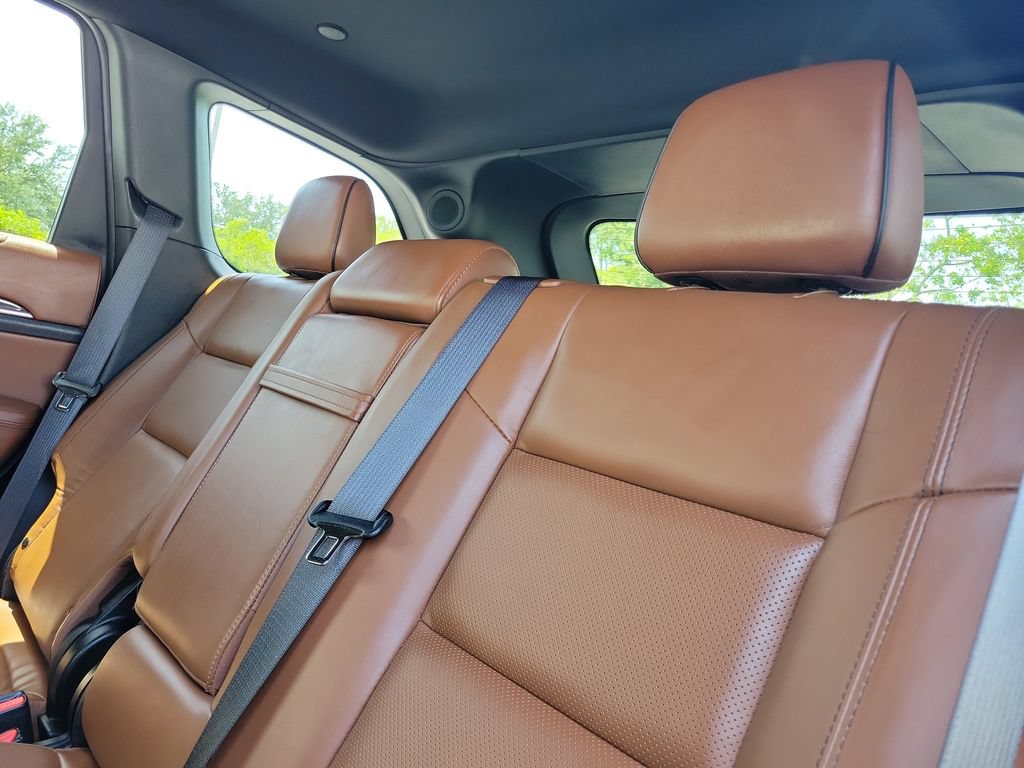 Used 2020 Jeep Grand Cherokee Overland AWD/4WD image 17