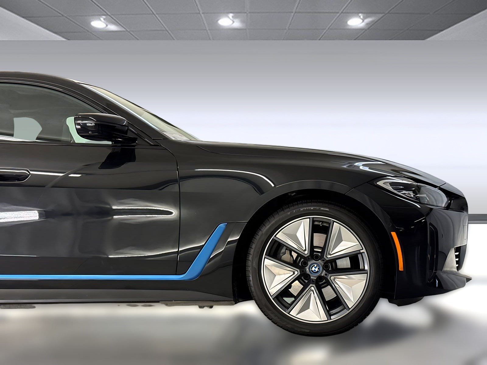 Used 2023 BMW i4 eDrive40 w/ Premium Package RWD image 35