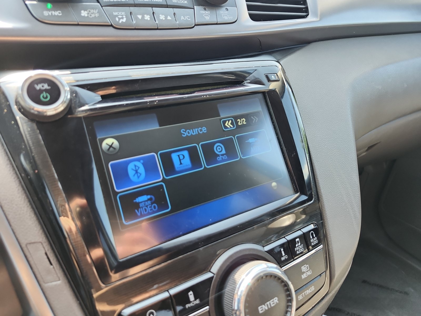 Used 2016 Honda Odyssey Touring image 19