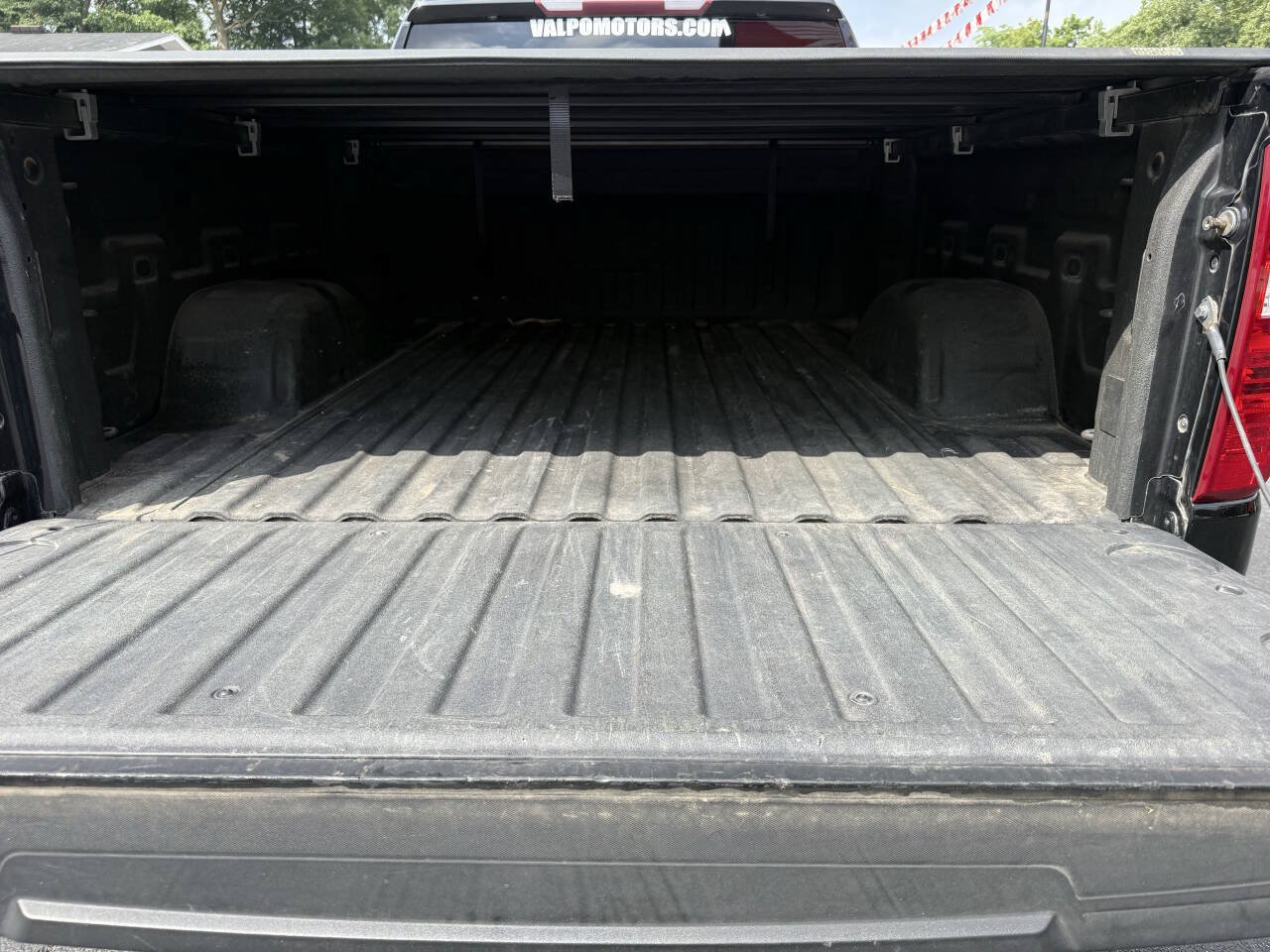 Used 2019 Chevrolet Silverado 1500 LT w/ All-Star Edition AWD/4WD image 24