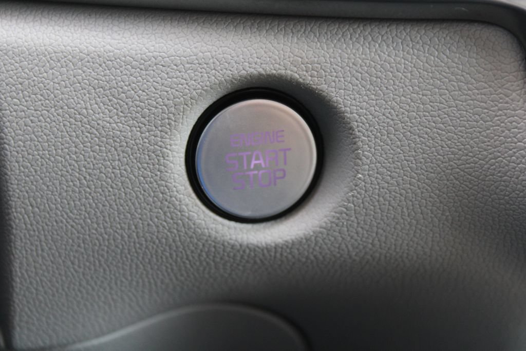 Certified 2025 Kia Sorento EX w/ Panoramic Sunroof Package FWD image 34