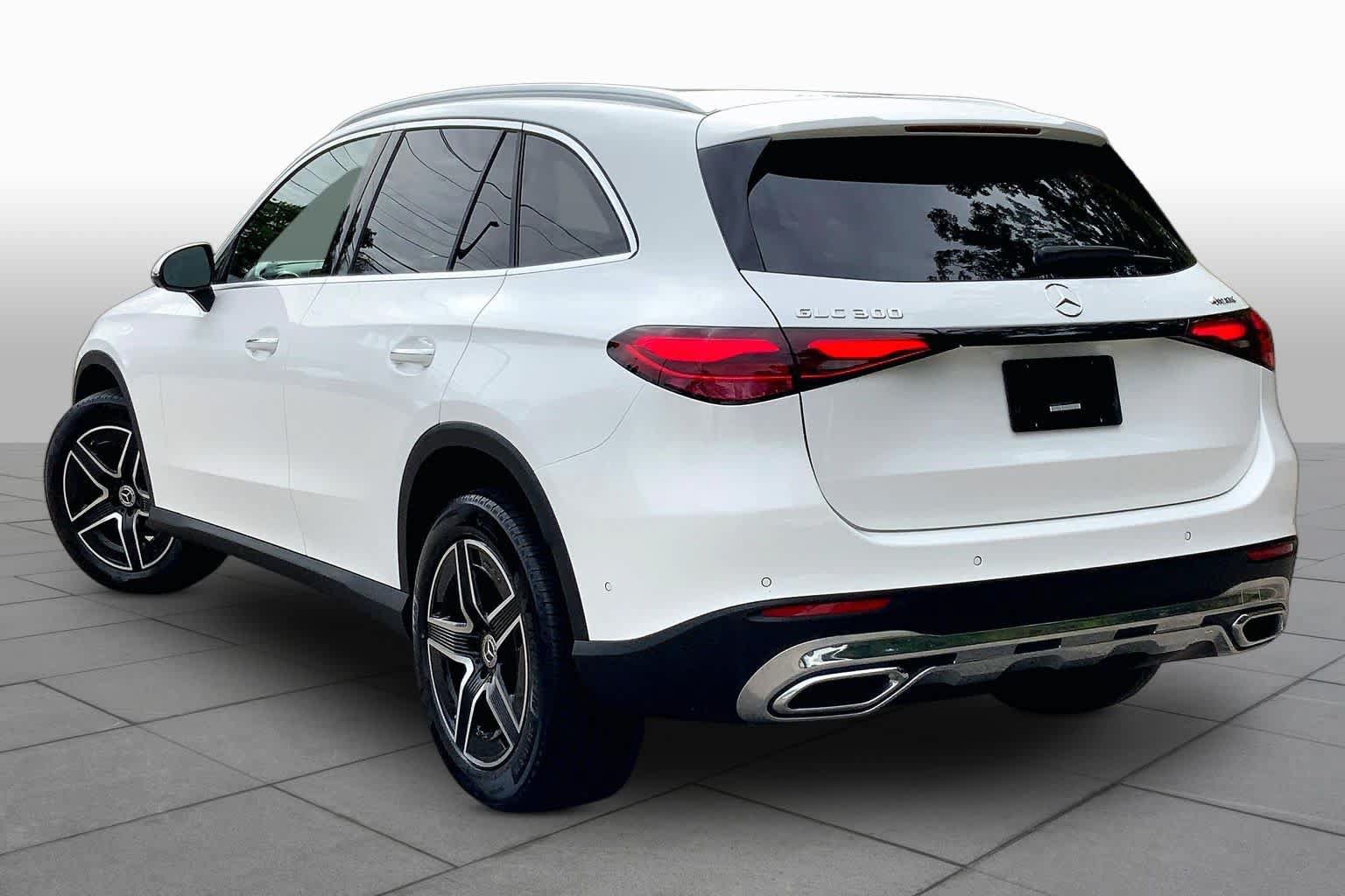 Used 2026 Mercedes-Benz GLC 300 4MATIC image 12
