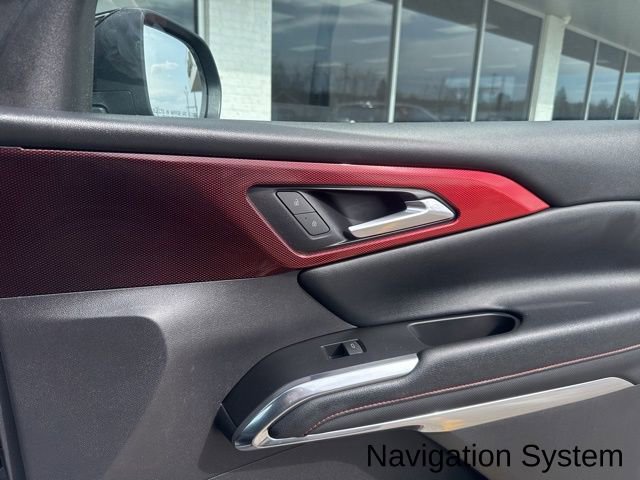 Used 2024 Chevrolet Traverse Z71 image 20