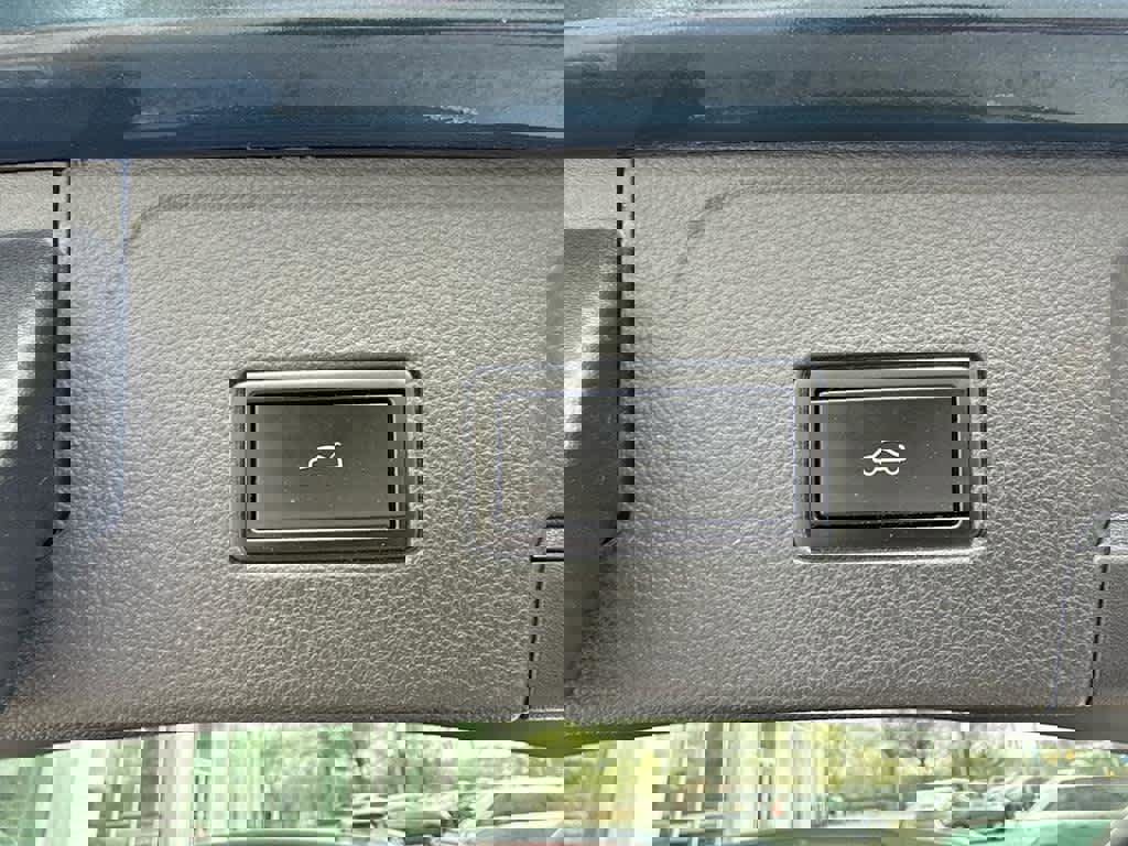 Used 2019 Volkswagen Atlas SE w/ Towing Package image 22