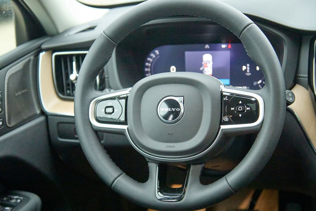 New 2026 Volvo XC60 B5 Ultra w/ Climate Package image 26