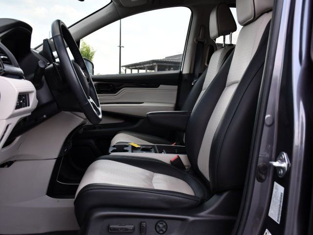 Used 2025 Honda Odyssey Elite image 11
