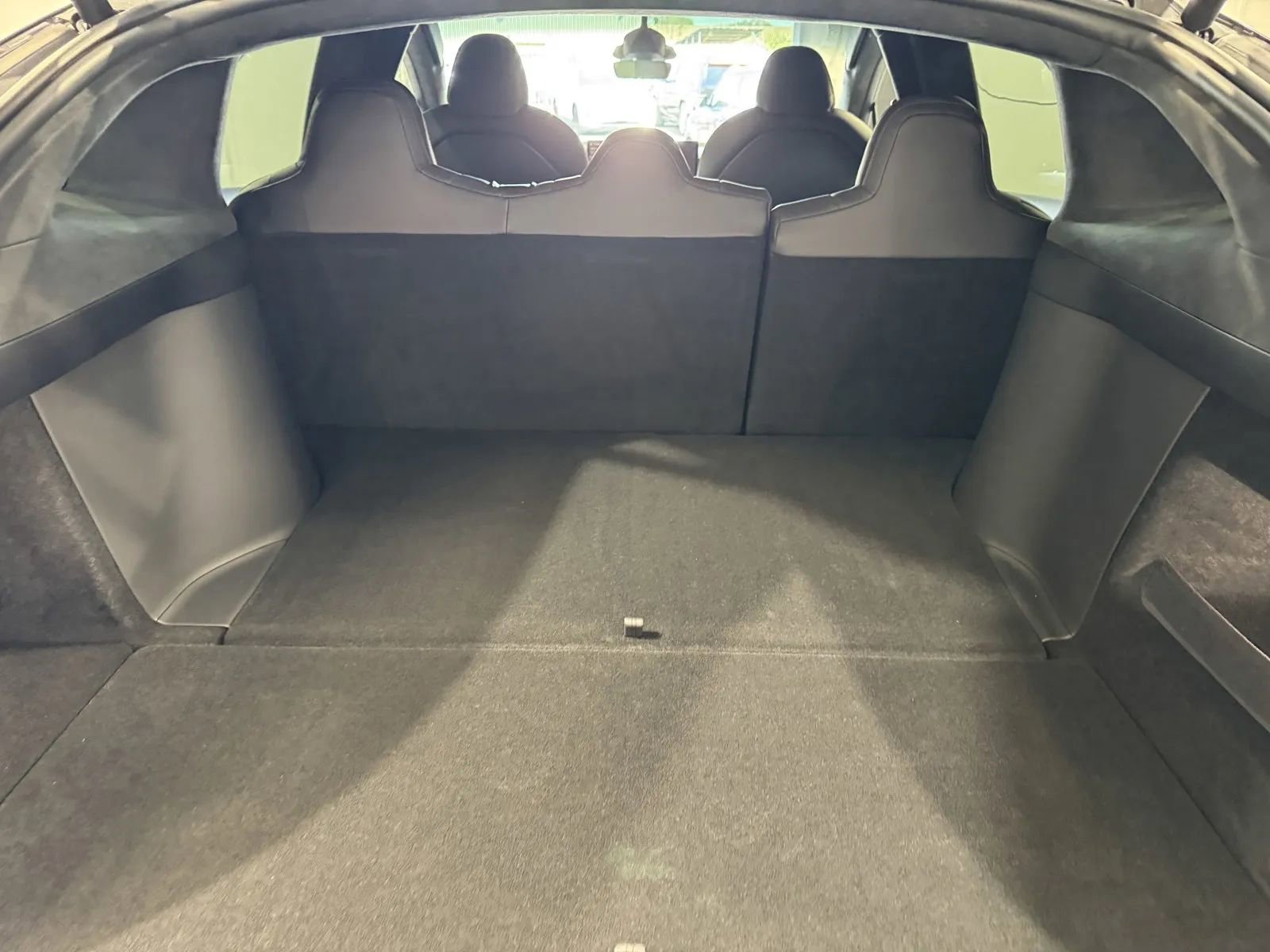 Used 2024 Tesla Model X AWD/4WD image 9