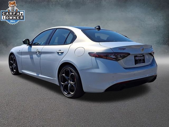 Used 2024 Alfa Romeo Giulia Ti w/ Performance Driving Package RWD image 6