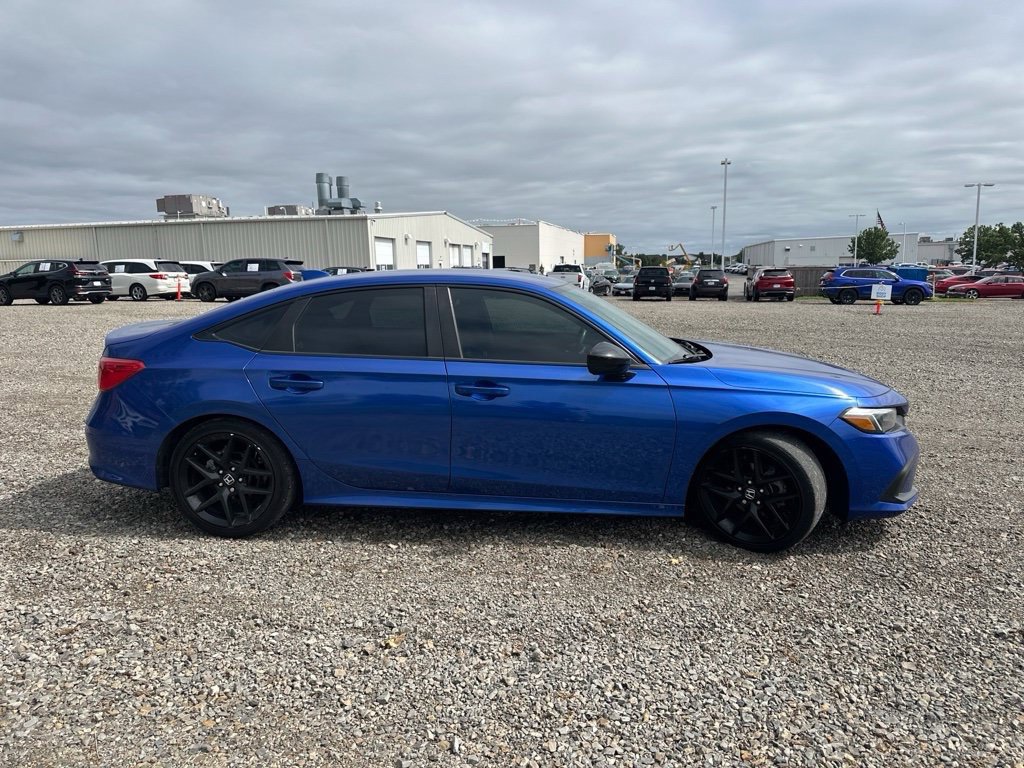 Used 2023 Honda Civic Sport image 10