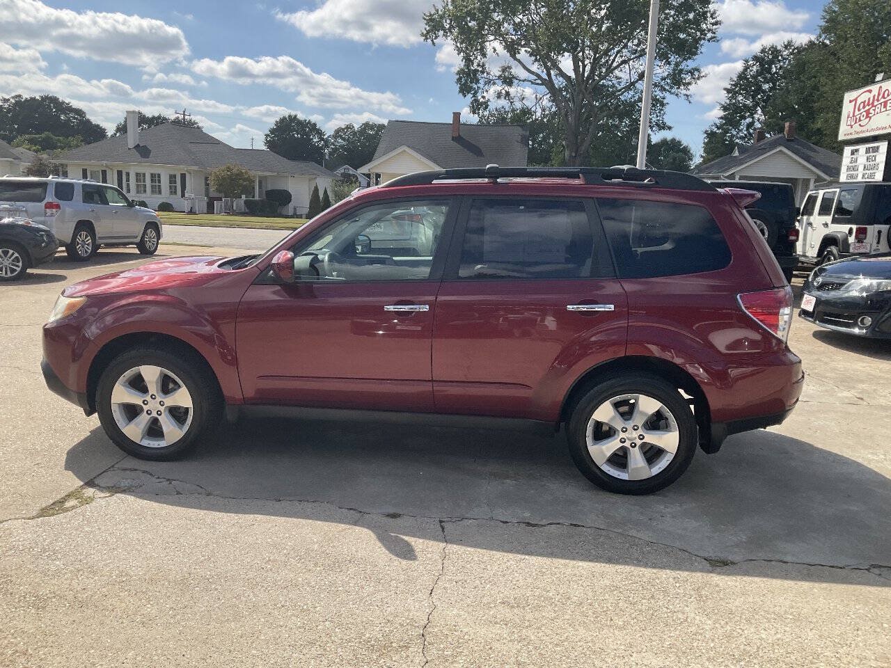 Used 2010 Subaru Forester 2.5XT Limited w/ Popular Equipment Group 1A AWD/4WD image 6