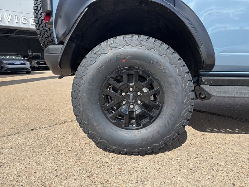 New 2025 Ford Bronco Raptor image 9