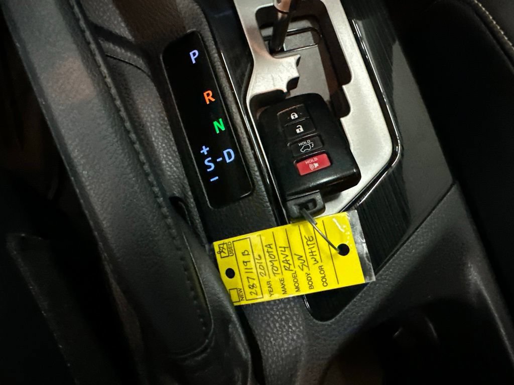 Used 2016 Toyota RAV4 Limited FWD image 44