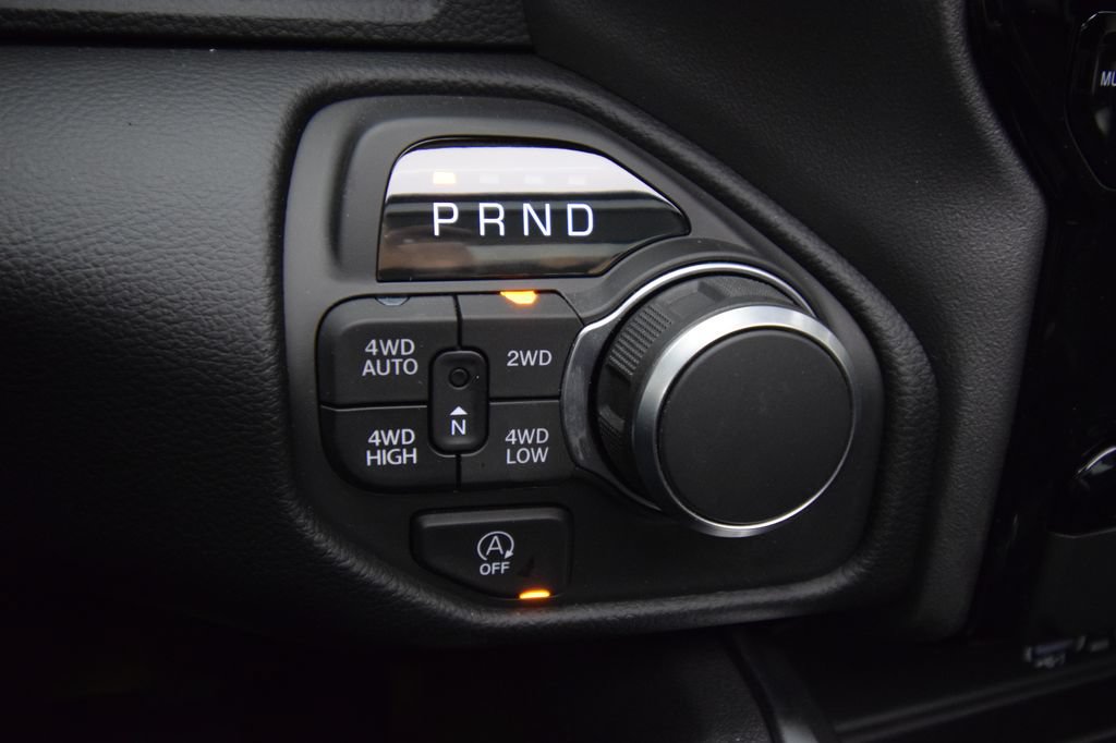 New 2026 RAM 1500 Big Horn AWD/4WD image 30