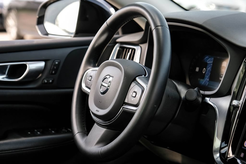 Used 2024 Volvo S60 B5 Core FWD image 13
