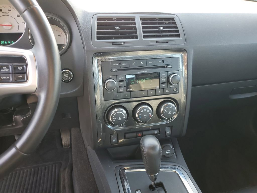 Used 2011 Dodge Challenger image 24