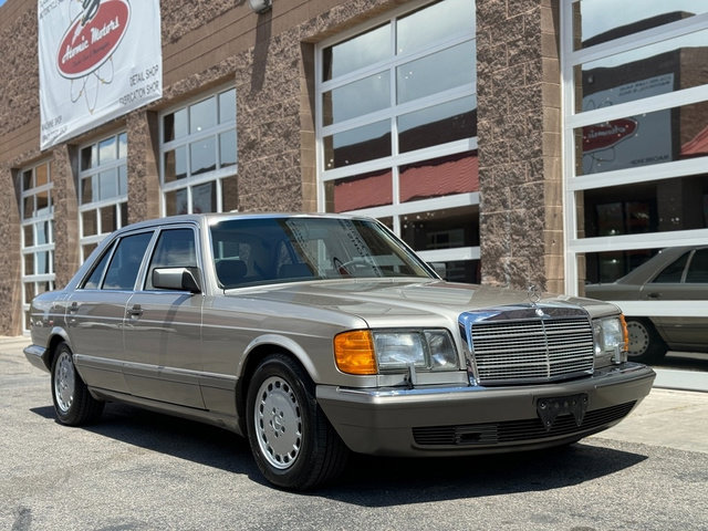 Used 1988 Mercedes-Benz 560 SEL image 1