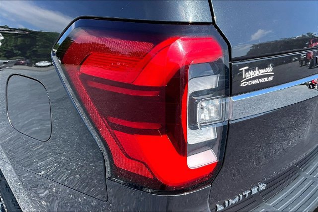 Used 2024 Ford Expedition Limited AWD/4WD image 23