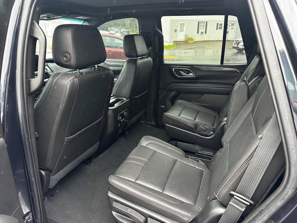 Used 2021 Chevrolet Tahoe RST w/ Luxury Package AWD/4WD image 10