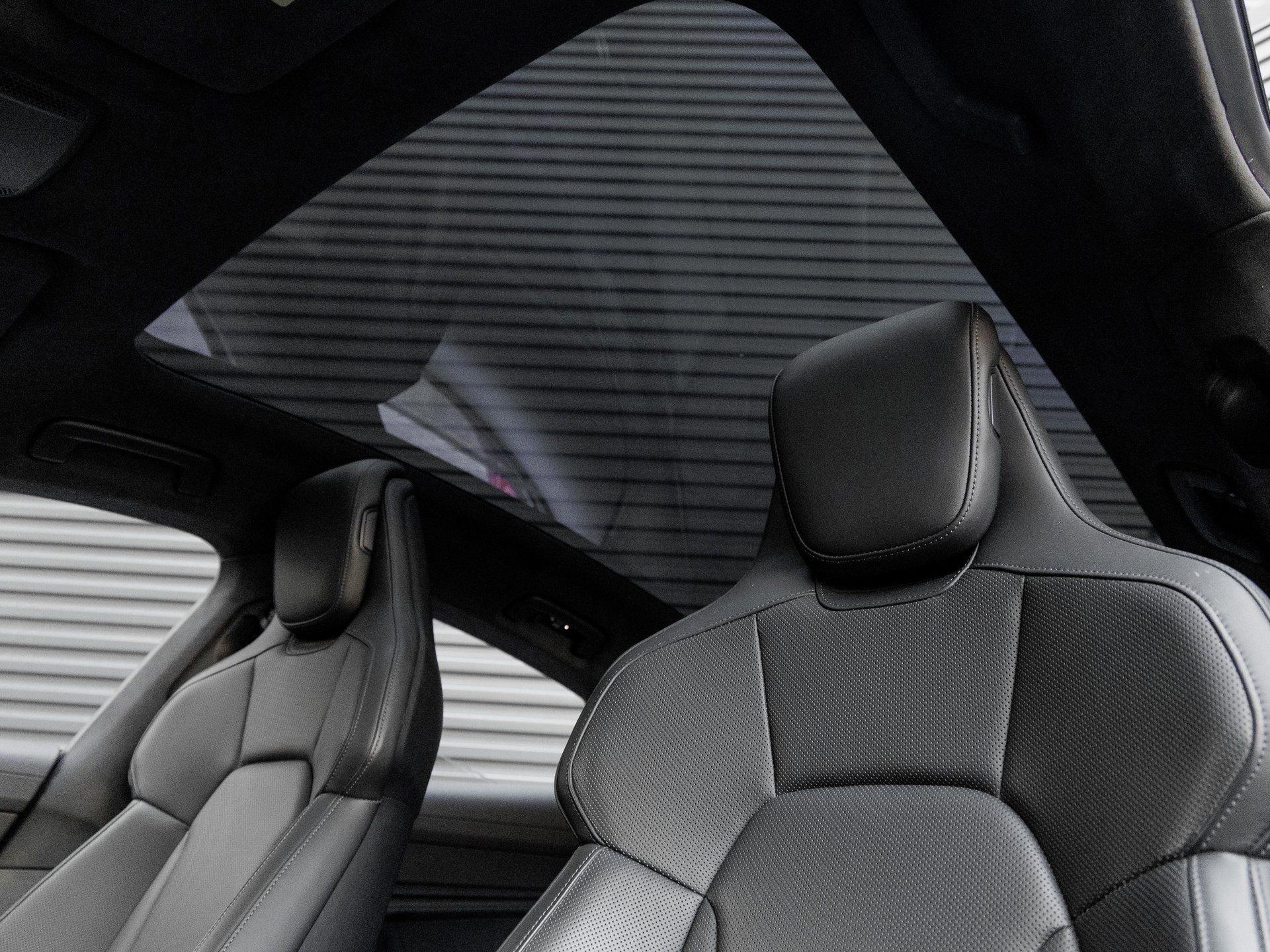 Certified 2022 Porsche Taycan GTS image 14