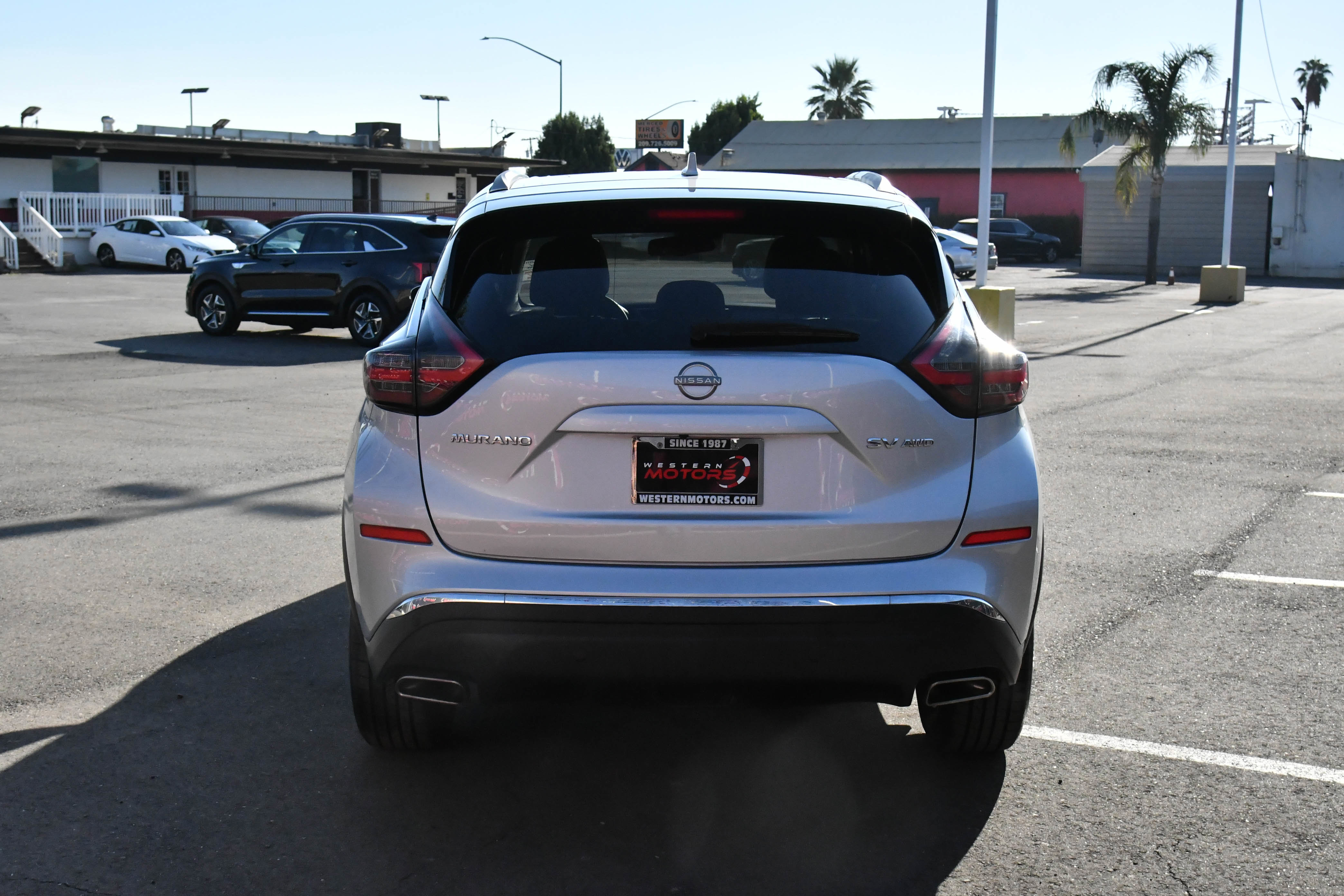 Used 2023 Nissan Murano SV image 7