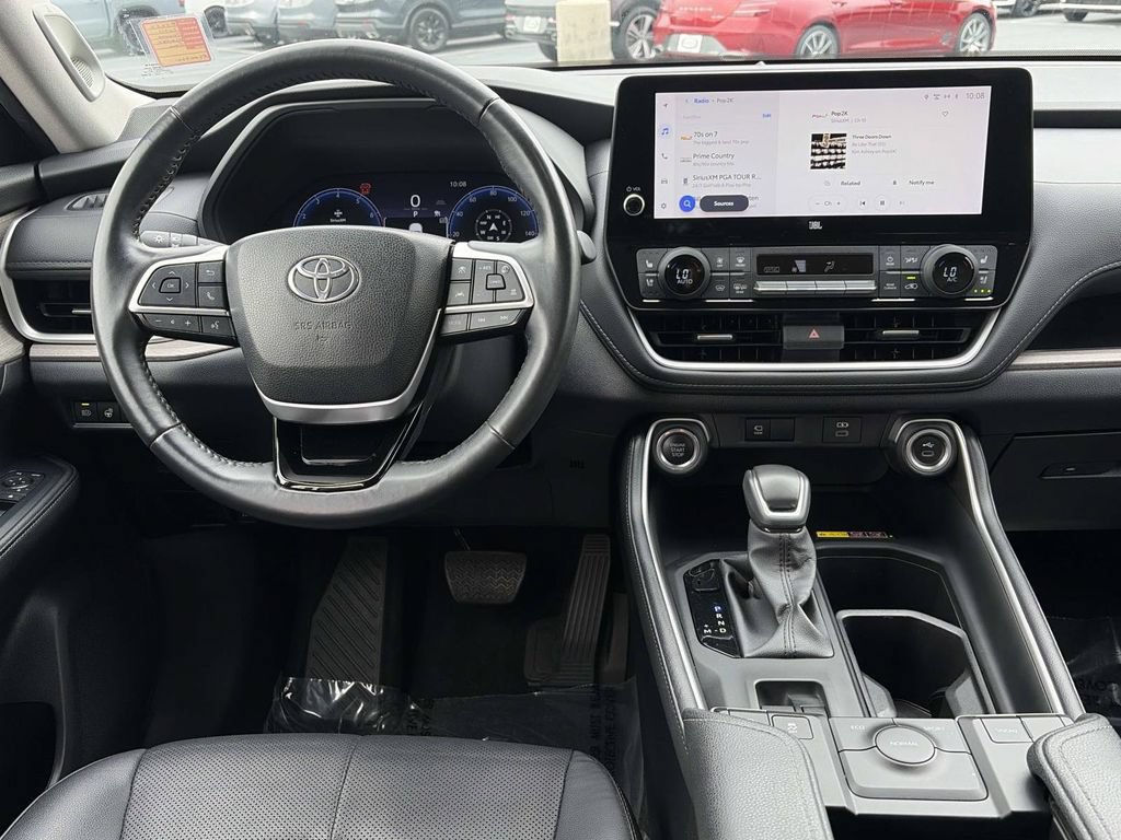 Used 2024 Toyota Grand Highlander FWD image 18
