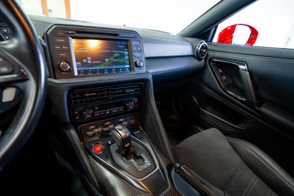 Used 2023 Nissan GT-R Premium w/ Floor Mat Package image 38