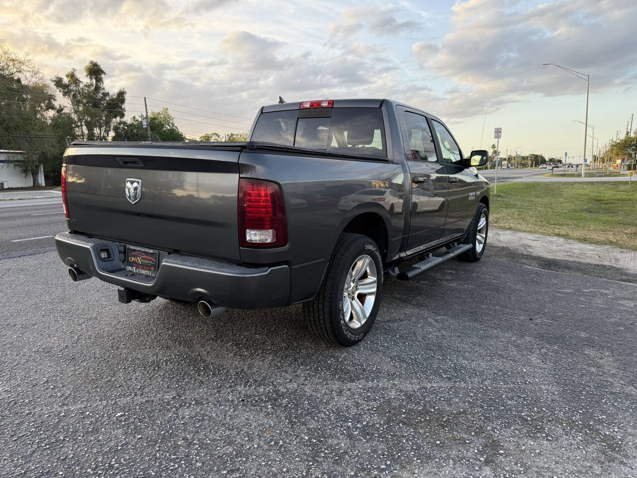Used 2014 RAM 1500 Sport w/ Convenience Group image 5