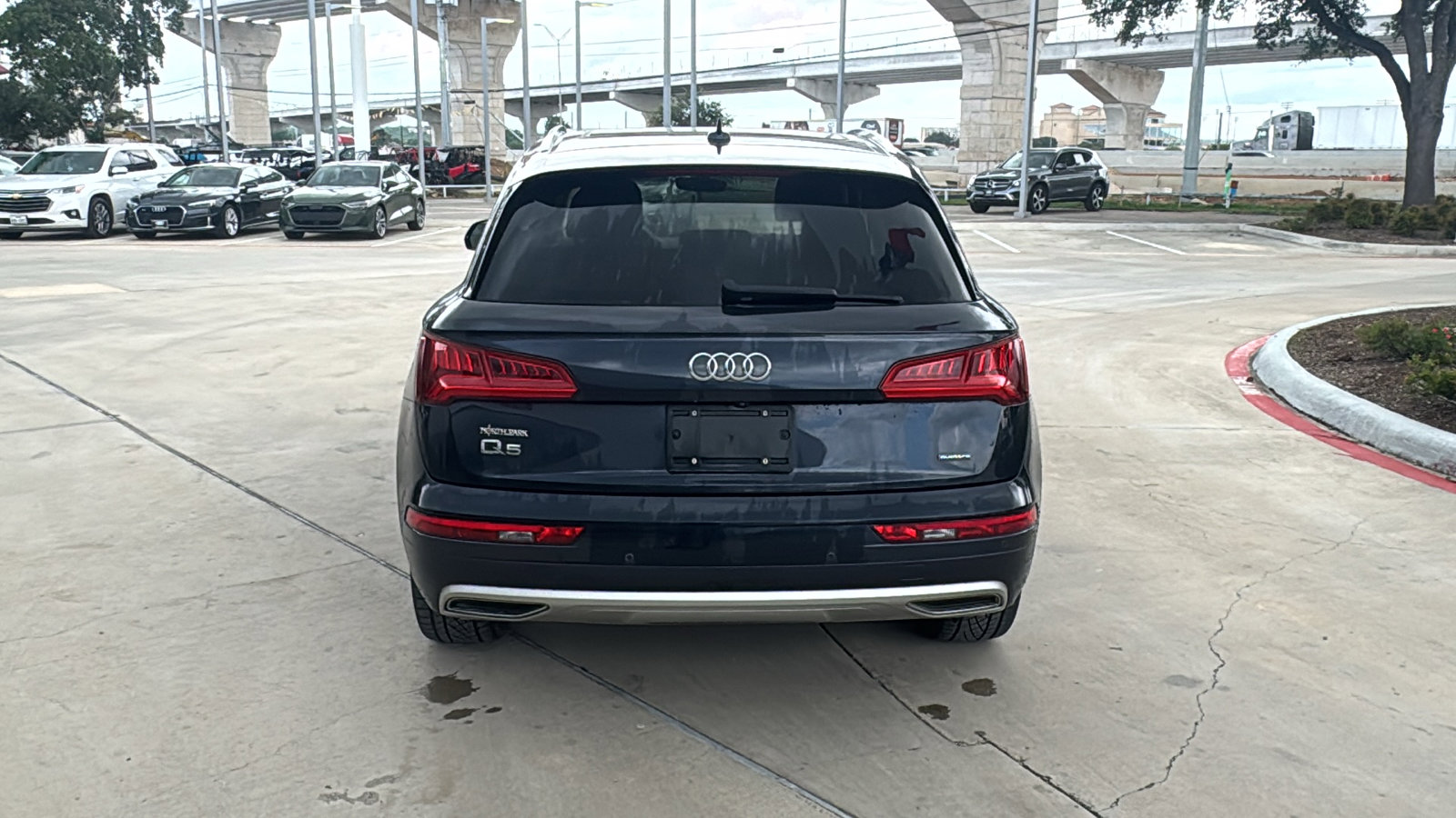 Used 2019 Audi Q5 2.0T Premium Plus w/ Premium Plus Package AWD/4WD image 6