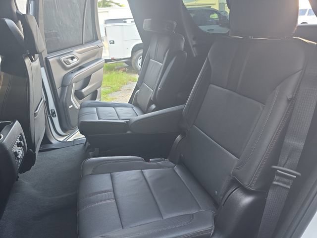 Used 2024 Chevrolet Tahoe RST w/ Luxury Package AWD/4WD image 16