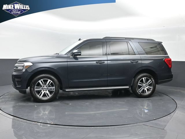Used 2023 Ford Expedition XLT RWD image 4