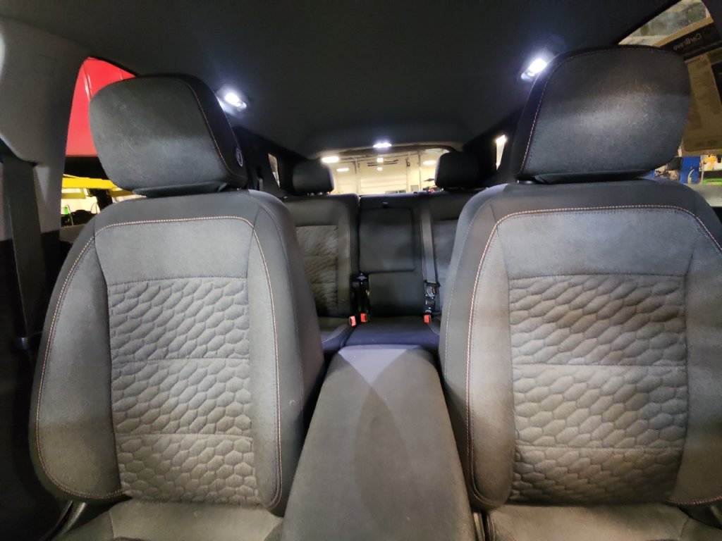 Used 2021 Chevrolet Equinox LT AWD/4WD image 35