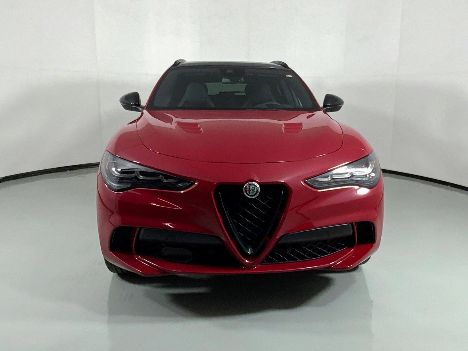 Used 2024 Alfa Romeo Stelvio Quadrifoglio w/ Active Assist Plus Package image 10