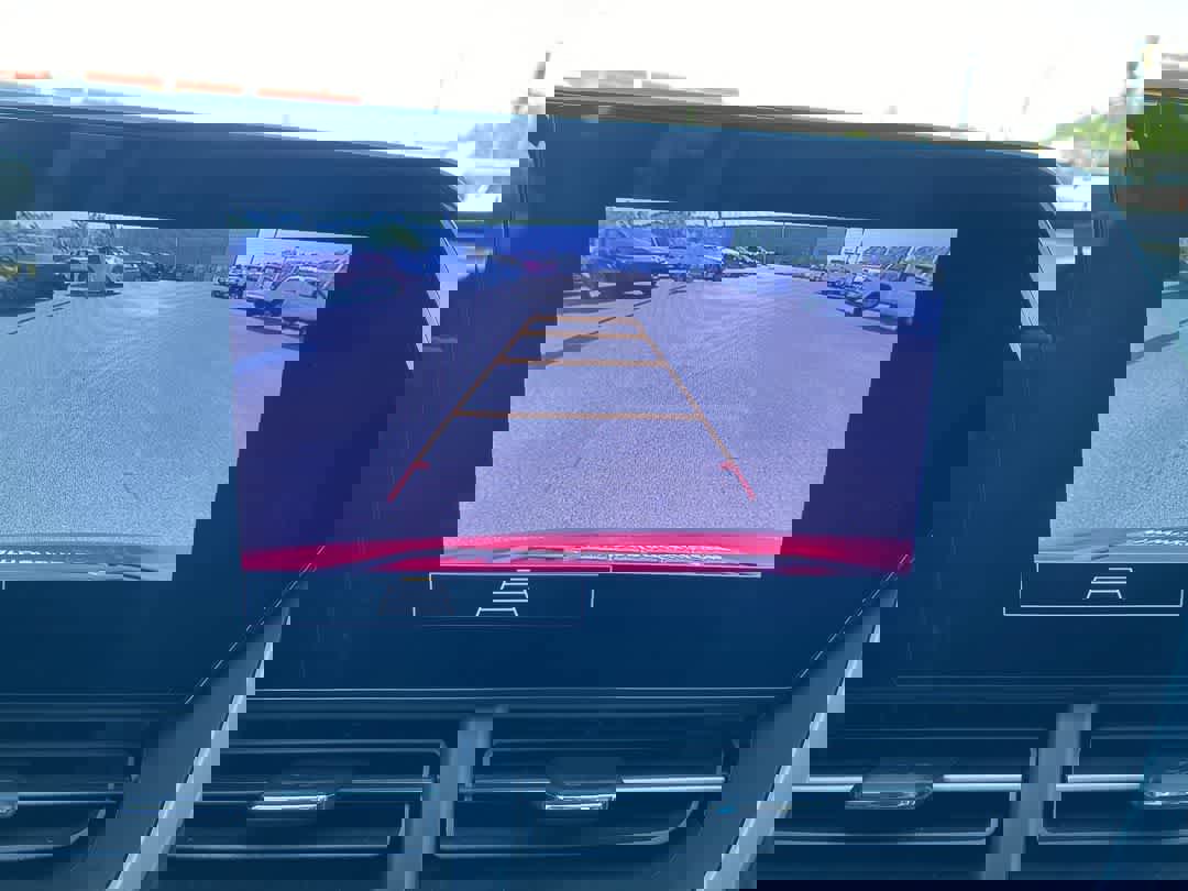 Used 2024 Chevrolet Trax LS FWD image 17