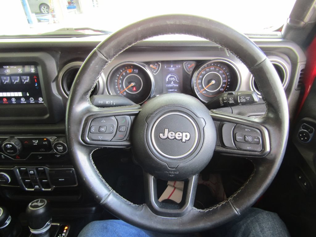 Used 2022 Jeep Wrangler Unlimited Sport AWD/4WD image 18