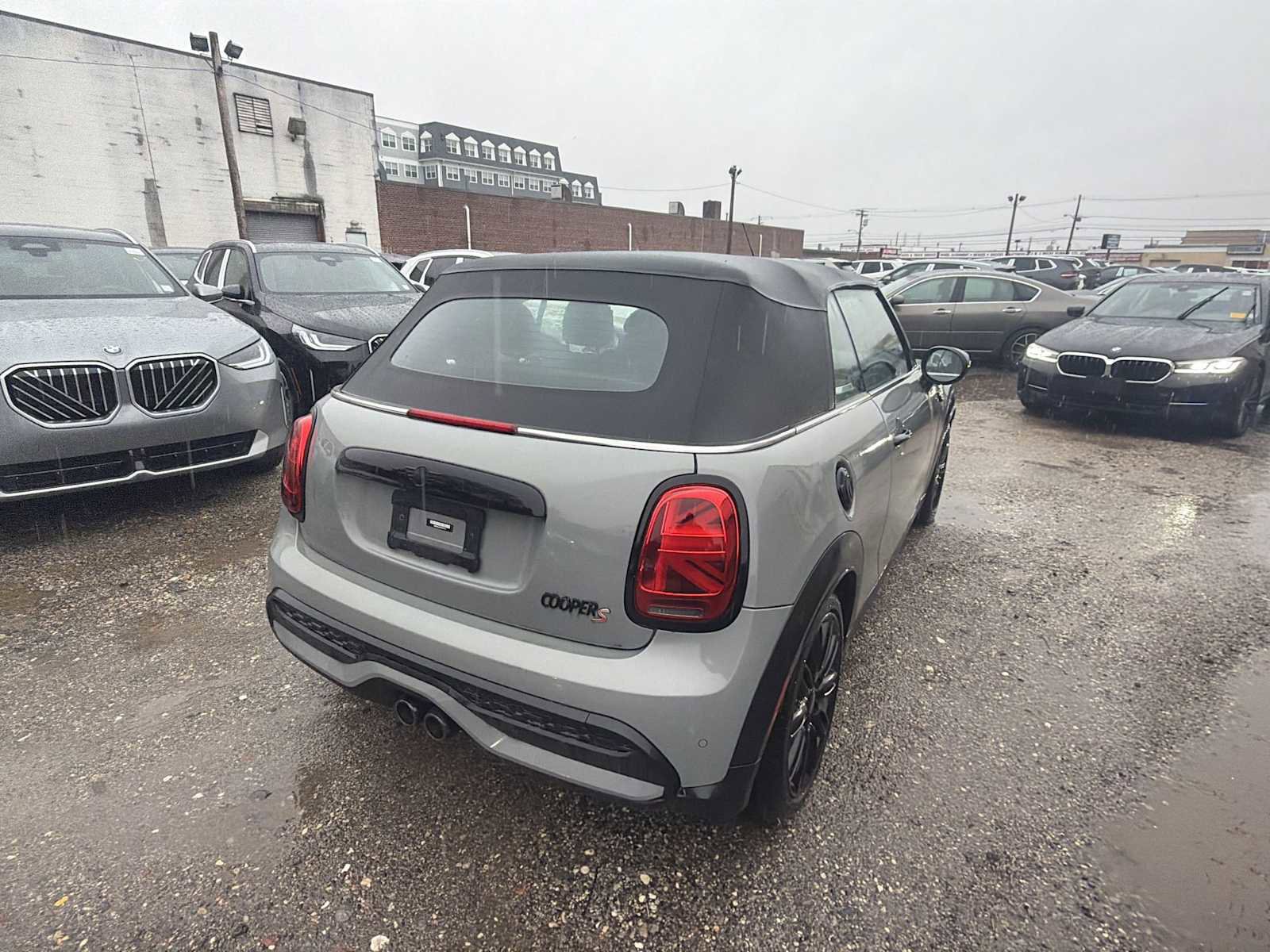Used 2023 MINI Cooper S image 8