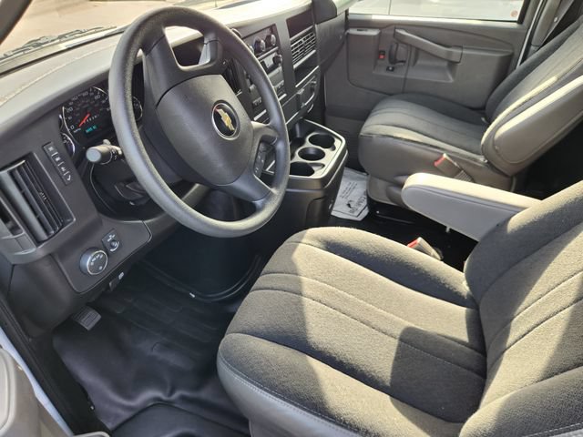 Used 2025 Chevrolet Express 2500 w/ Driver Convenience Package RWD image 9